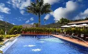 Hotel Campestre Palmas del Zamorano